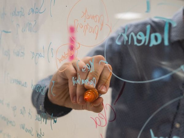 Venture Summit 2022 names ReFocus AI a Top Innovator